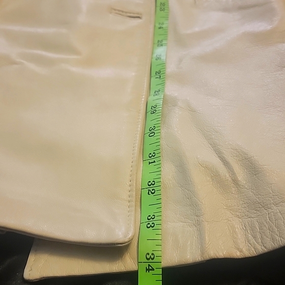 The Leather Factory beige leather coat. - Picture 10 of 14